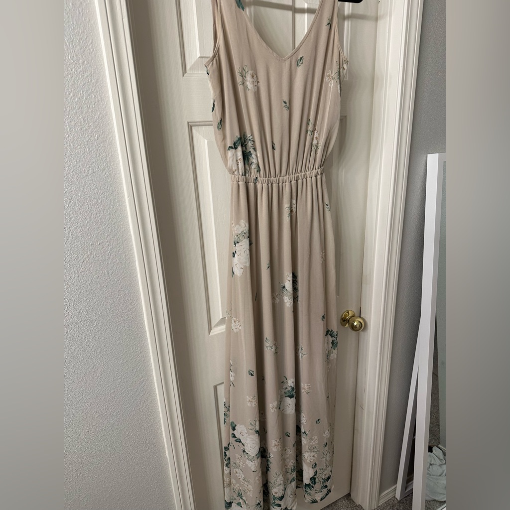 Beige Floral ‘Show Me Your Mumu’ Bridesmaid Dress.